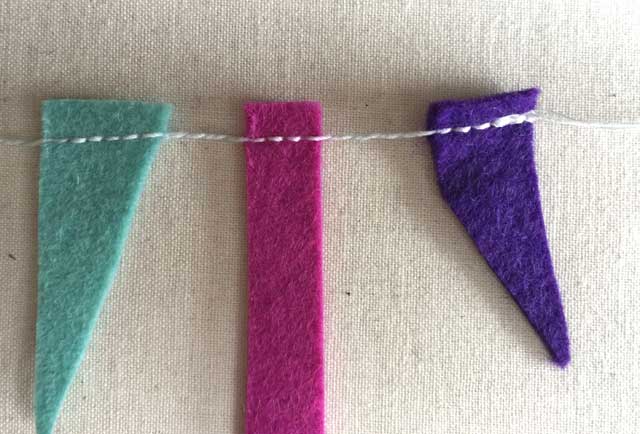 how to sew a felt garland for your home or for a gift