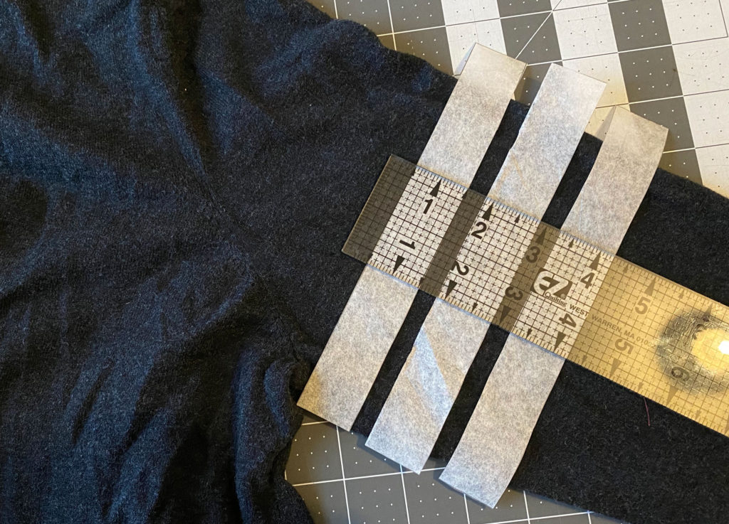 how to sew stripes onto a sleeve. Laying out the design