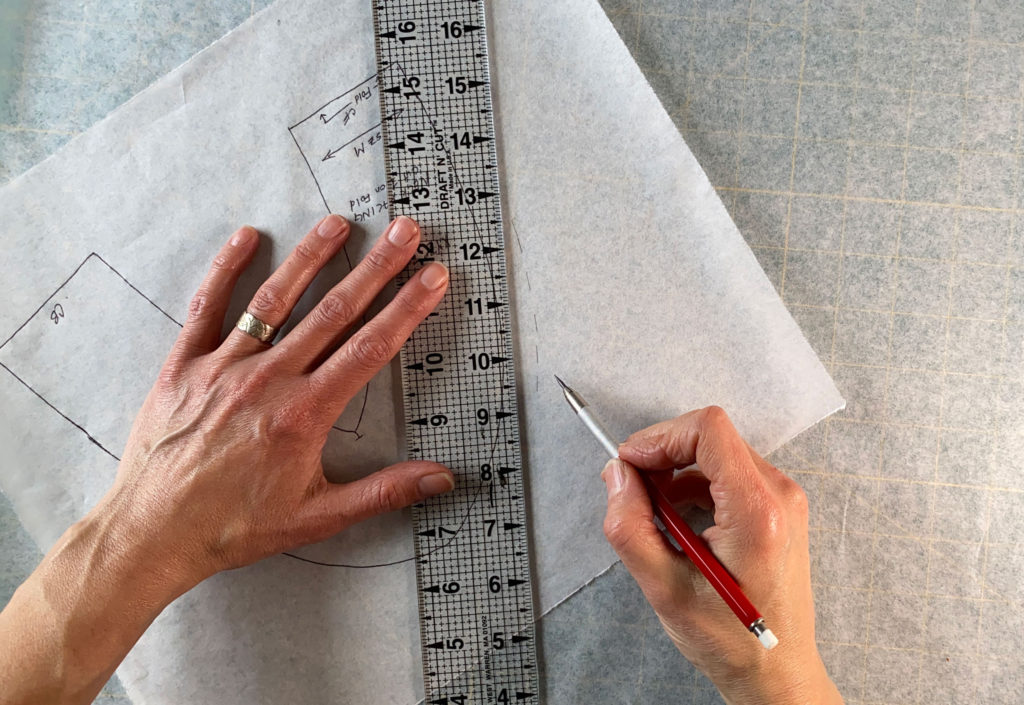 How to easily and quickly add seam allowance to your pattern