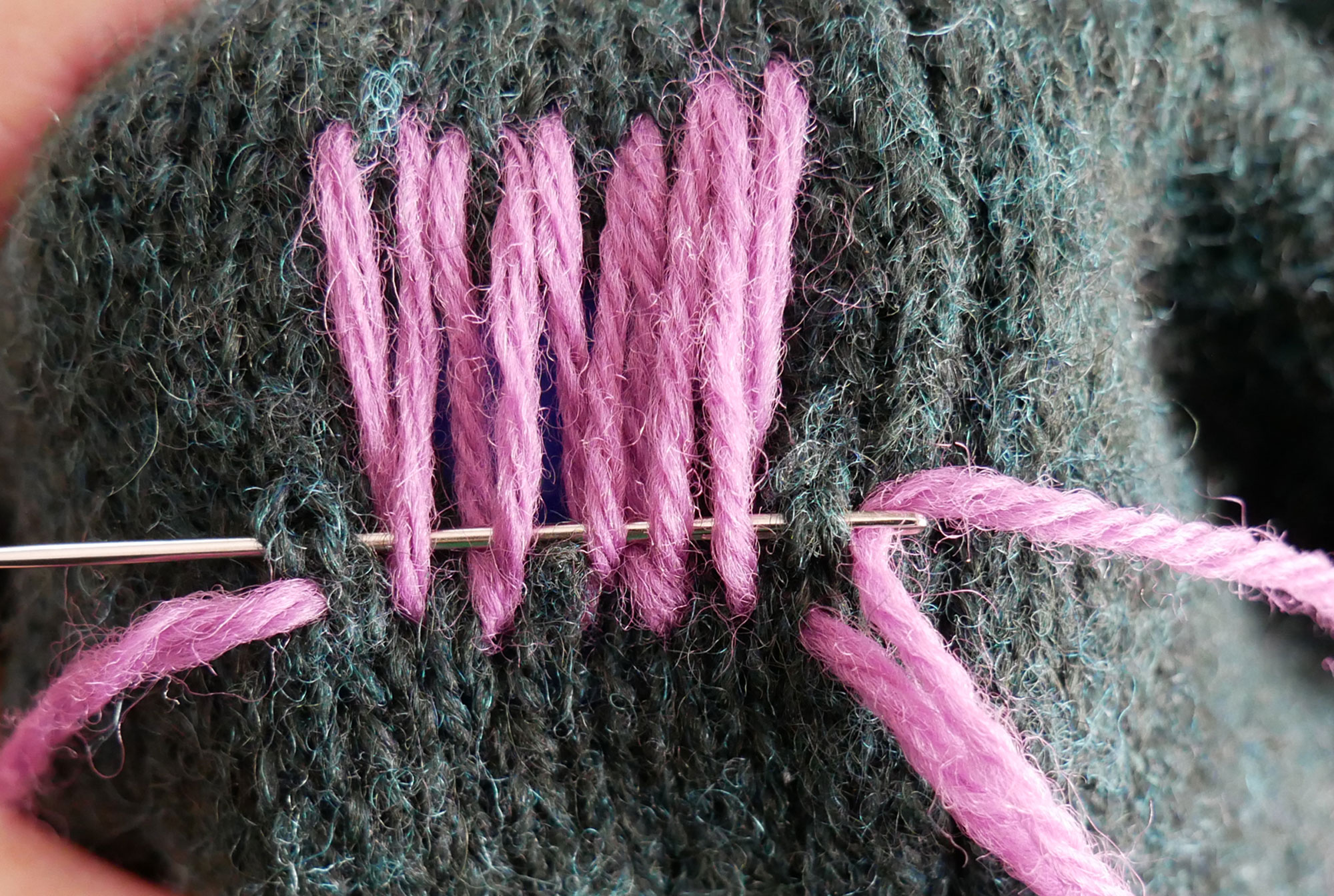 8 Ways to Darn & Mend a Sweater – The Daily Sew