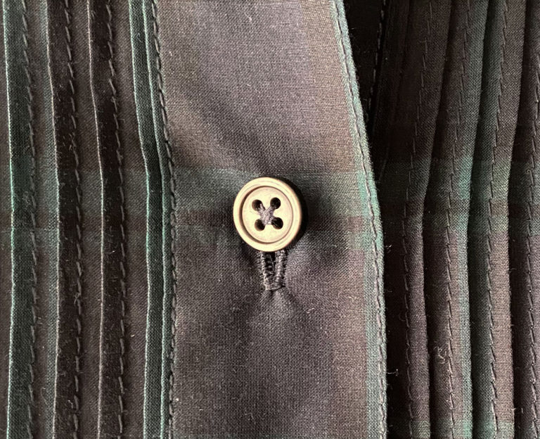 4 Positioning Points for Perfect Button Placement – The Daily Sew